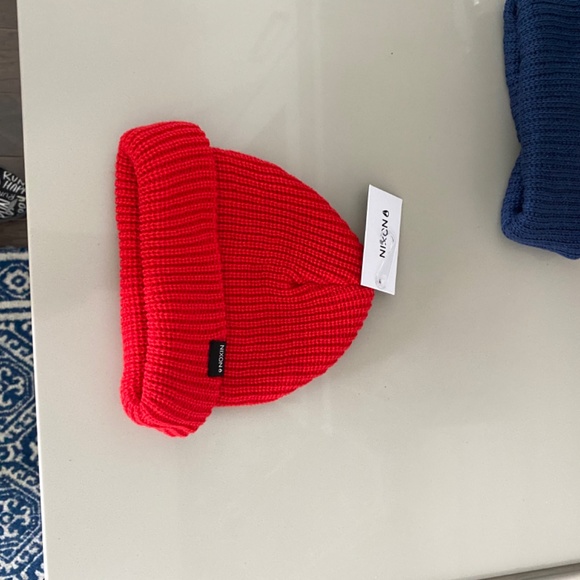 Nixon Kos Beanie | Poshmark